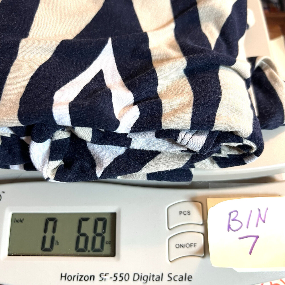 Banana Republic - Women's L Top Stretch Short Sleeve Diamond Ikat Print - Picture 15 of 15